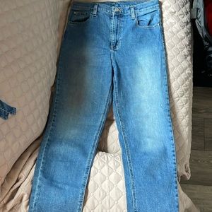 28 W girlfriend high rise BDG